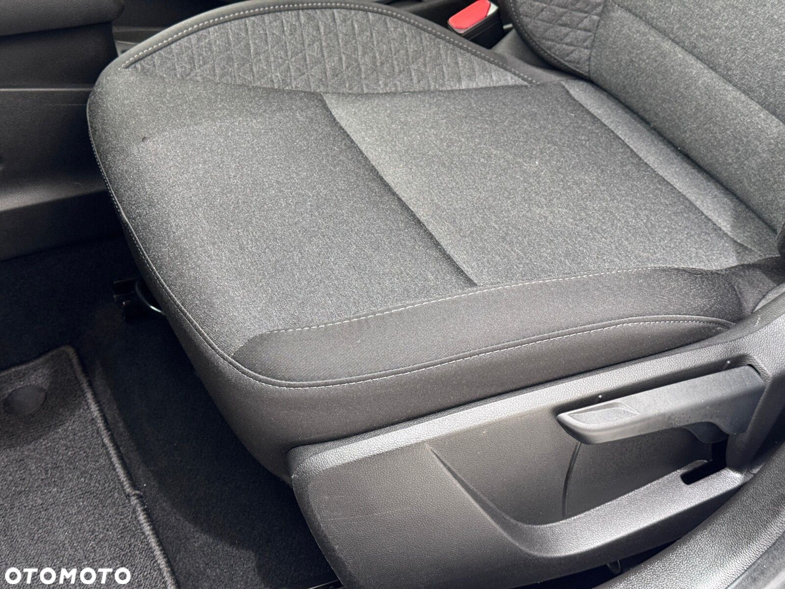 Renault Clio - 11