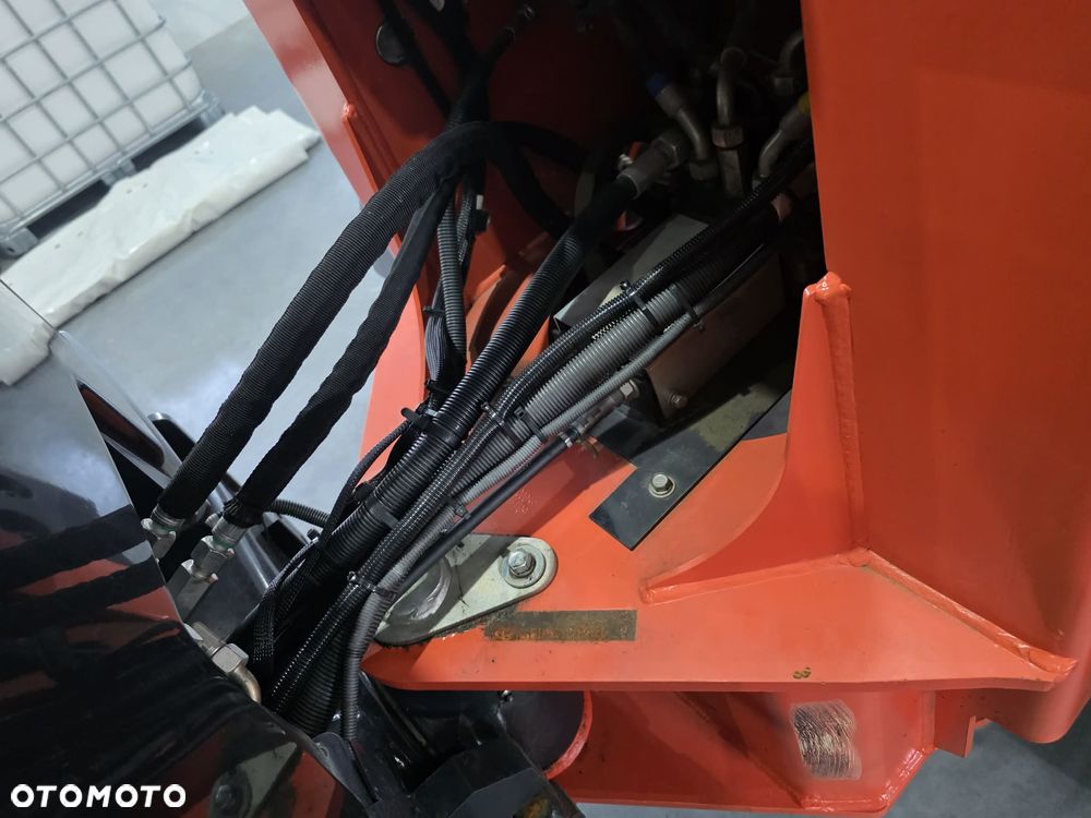 Kubota R065 HW - 17