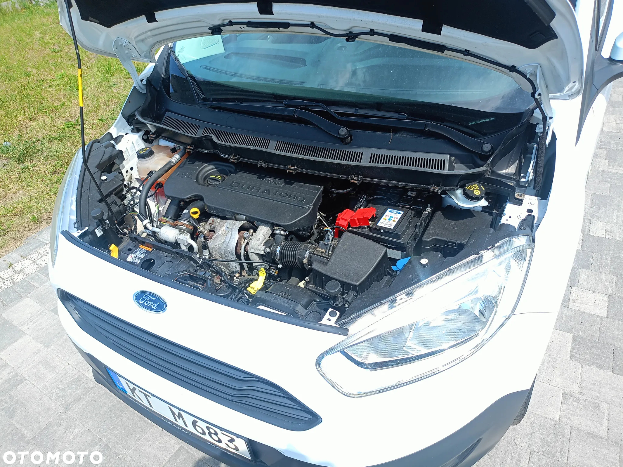 Ford courier - 22