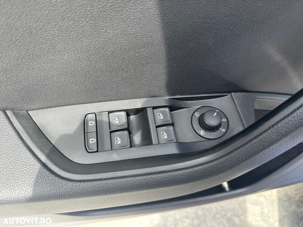Skoda Superb 2.0 TDI DSG Ambition - 10