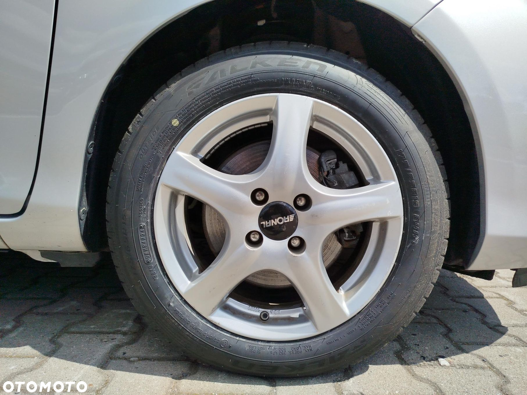 Toyota Yaris - 14