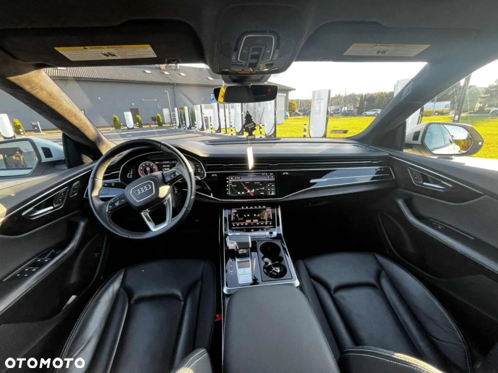 Audi Q8 SUV TFSI quattro 250 kW tiptronic S line business - 29