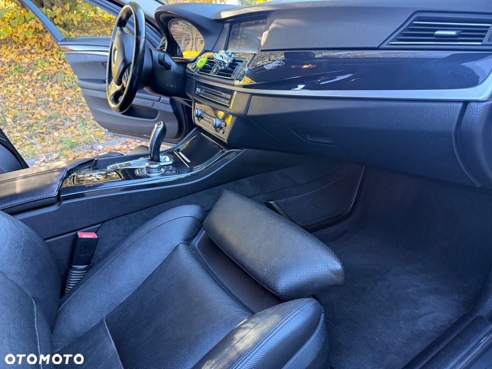 BMW Seria 5 - 16