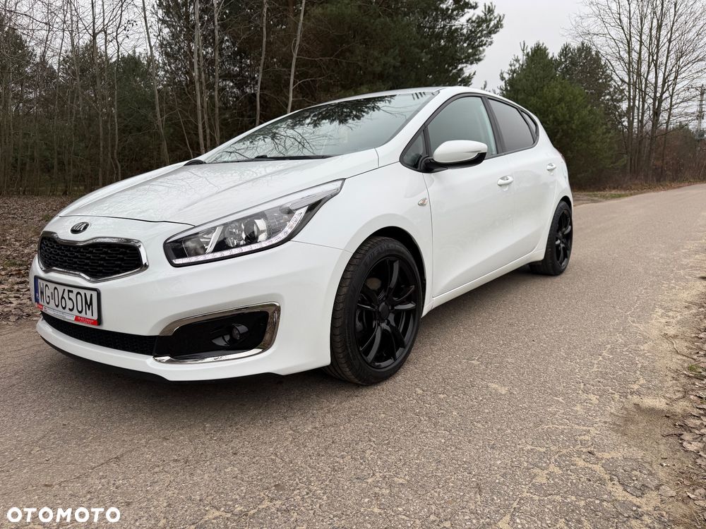Kia Ceed - 3