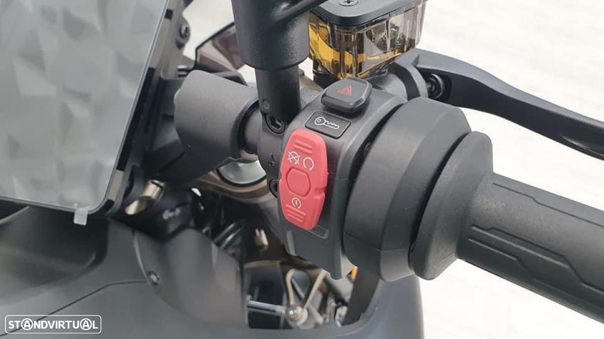 CF Moto 800NK - 9