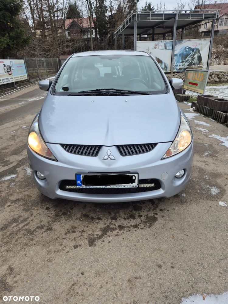 Mitsubishi Grandis 2.0 DI-D 7-Sitzer Intense - 3