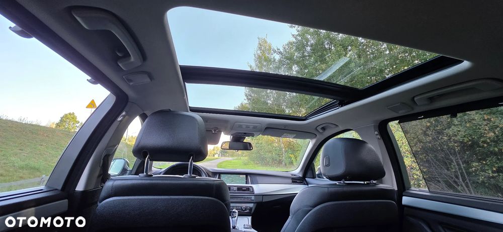 BMW Seria 5 530d xDrive Luxury Line - 20