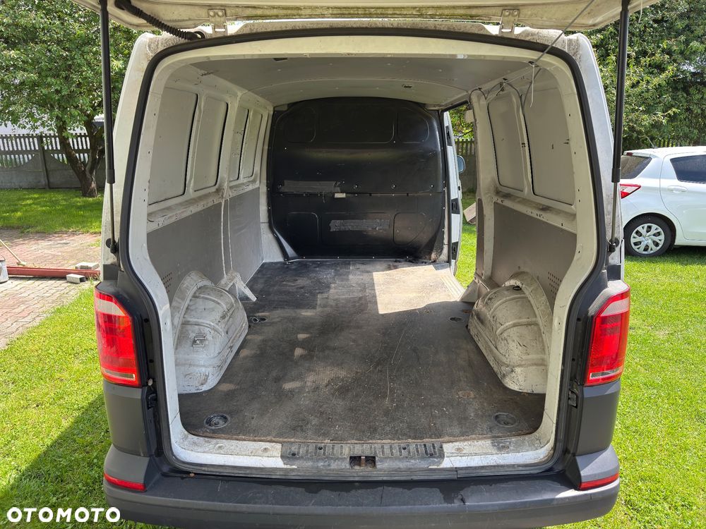 Volkswagen Transporter - 8