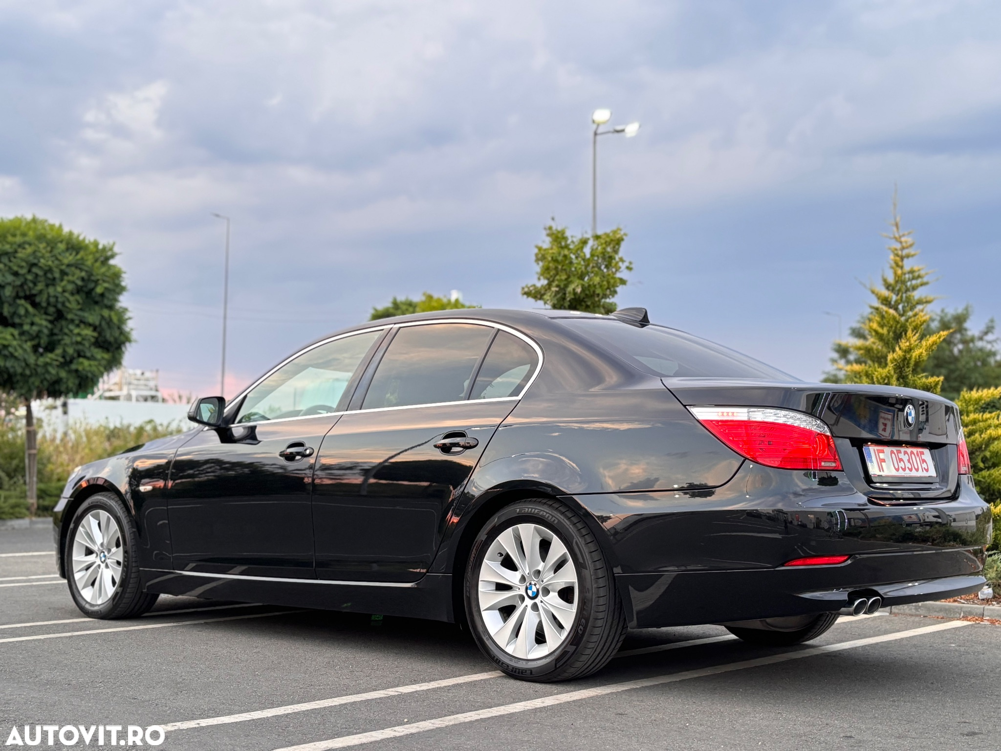 BMW Seria 5 530d Aut. Edition Exclusive - 2