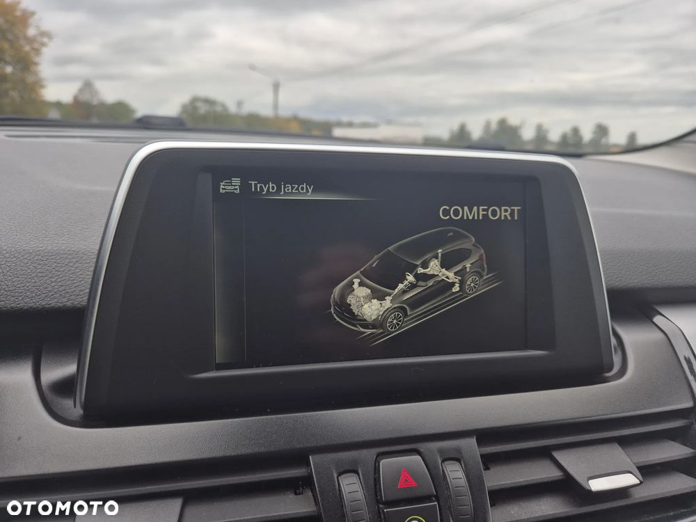 BMW Seria 2 216d Active Tourer - 13