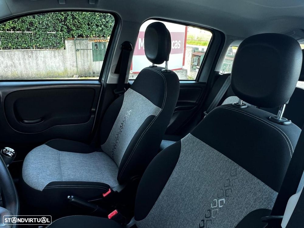 Fiat Panda 1.2 Lounge S&S - 10