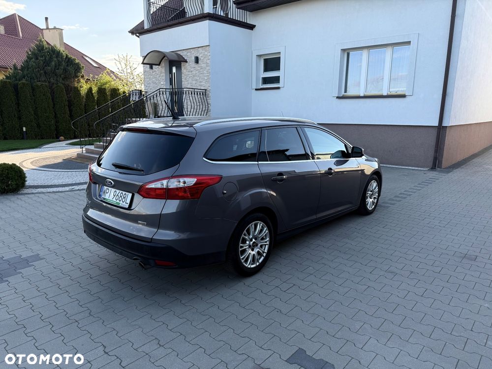Ford Focus 1.6 EcoBoost Titanium - 4