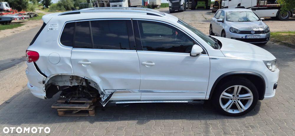 Volkswagen Tiguan 2.0 TDI 4Mot R-Style DSG - 4