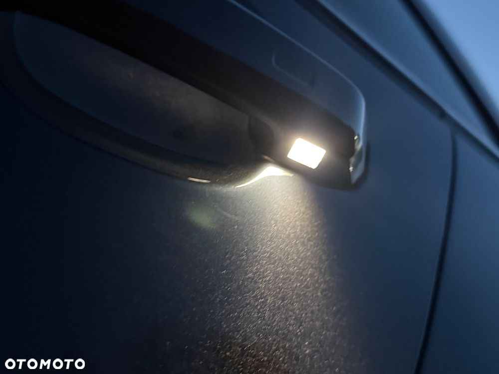 Audi A4 Avant 2.0 TDI Sport - 38