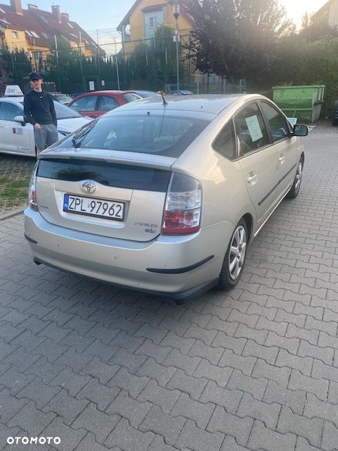 Toyota Prius - 2