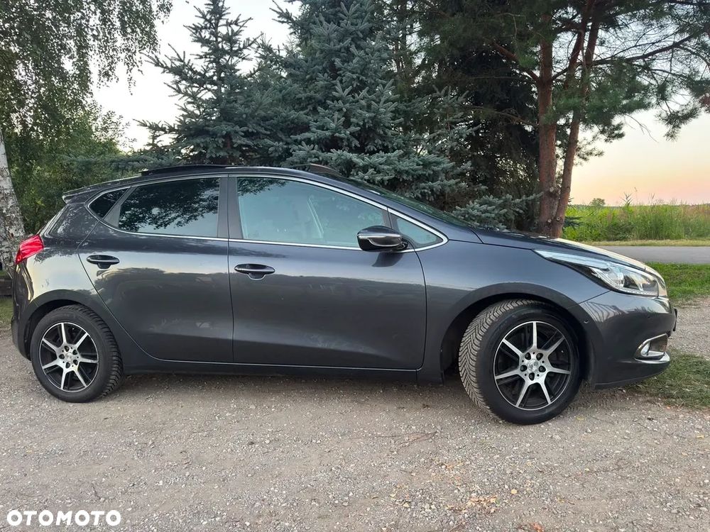 Kia Ceed 1.6 GDI DCT Platinum Edition - 5