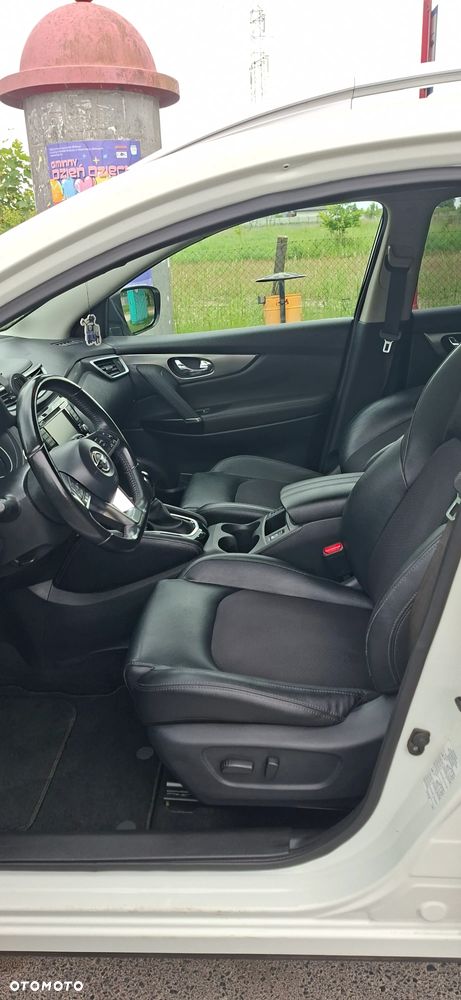 Nissan Qashqai 1.3 DIG-T N-Connecta DCT - 6