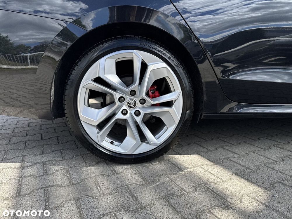 Skoda Octavia 2.0 TDI RS DSG - 35
