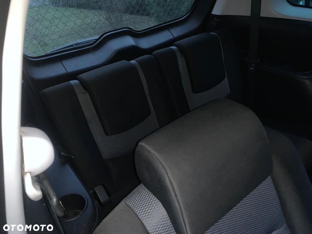 Mazda 5 2.0 CD Sport - 7