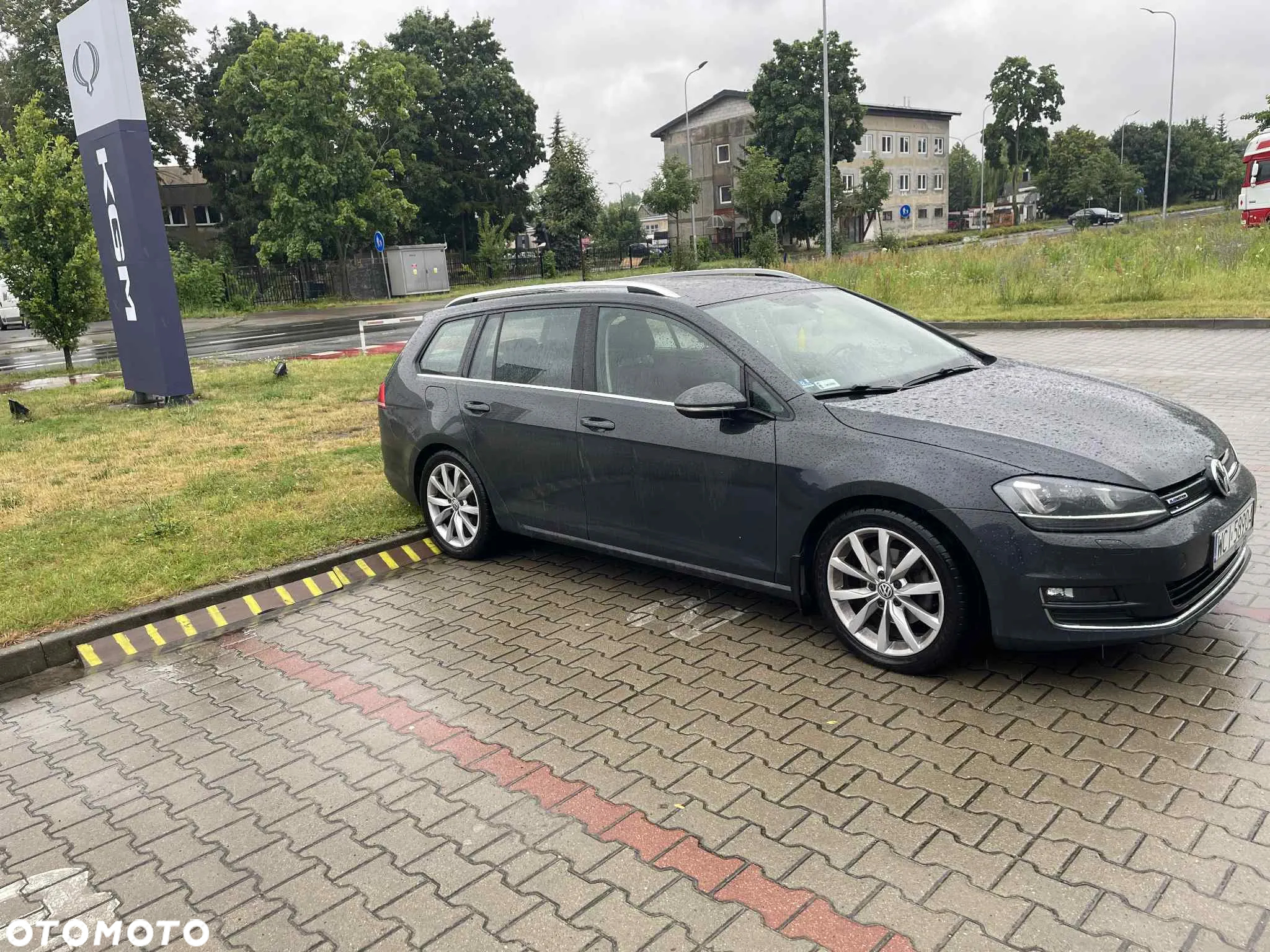 Volkswagen Golf - 4