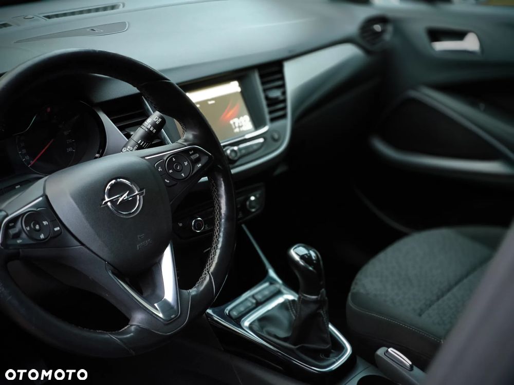 Opel Crossland X 1.2 T Enjoy S&S - 6