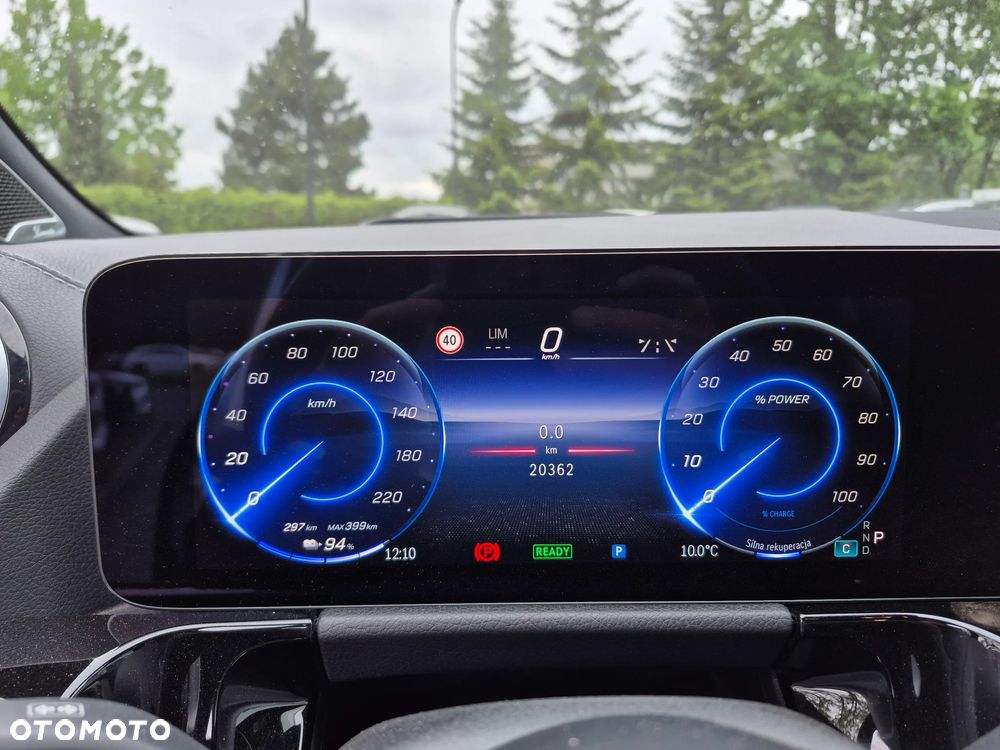 Mercedes-Benz EQA 300 4Matic - 19
