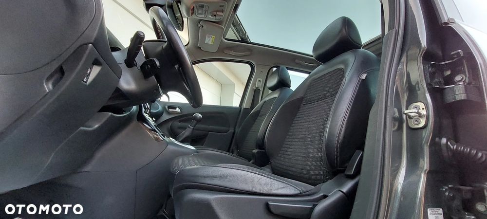 Citroën C3 Picasso 1.2 PureTech Exclusive - 21