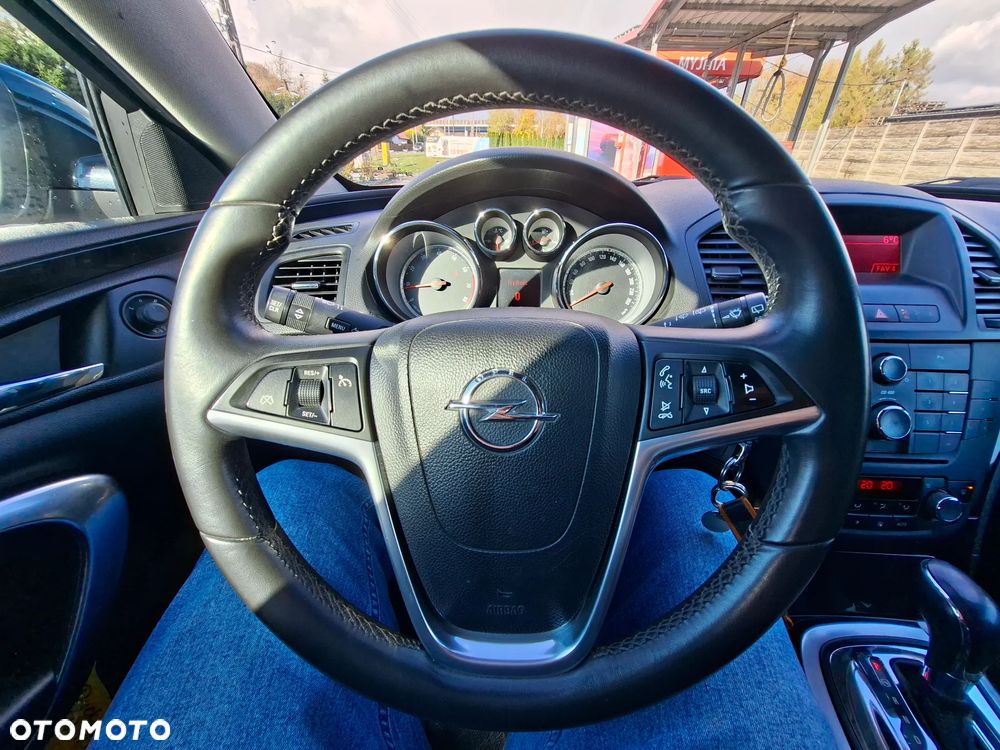 Opel Insignia 2.0 T Cosmo - 9
