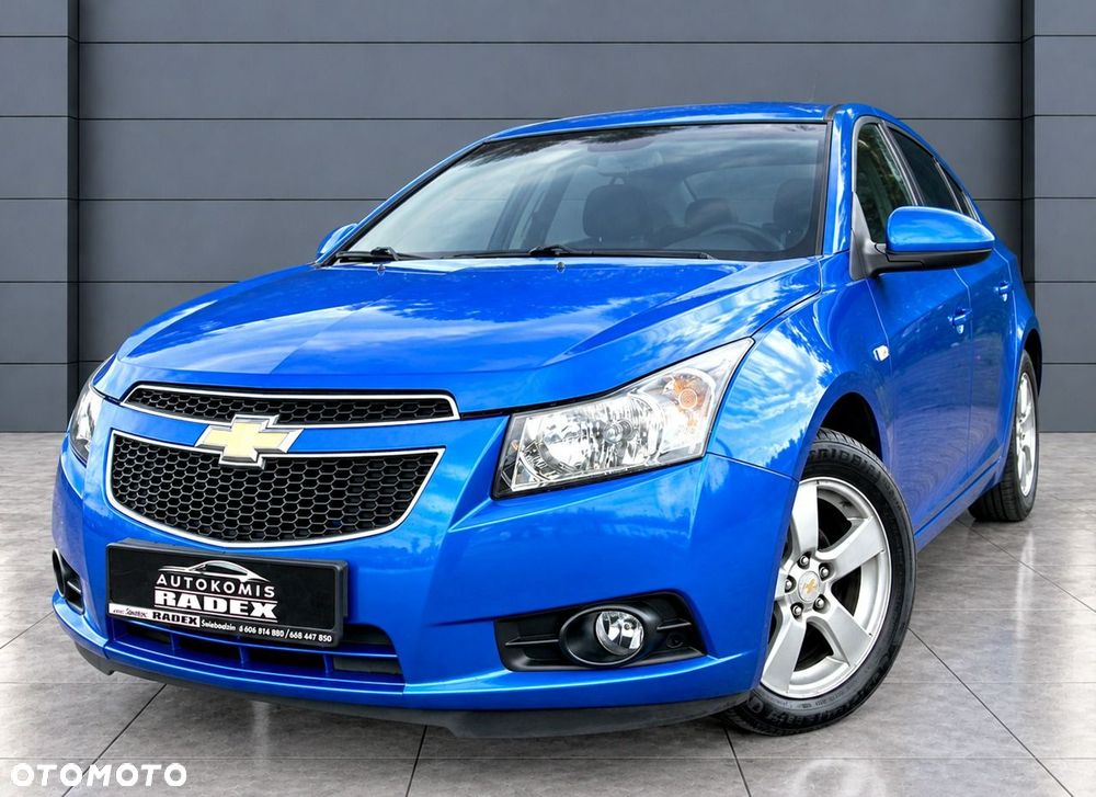 Chevrolet Cruze 1.6 LS - 26