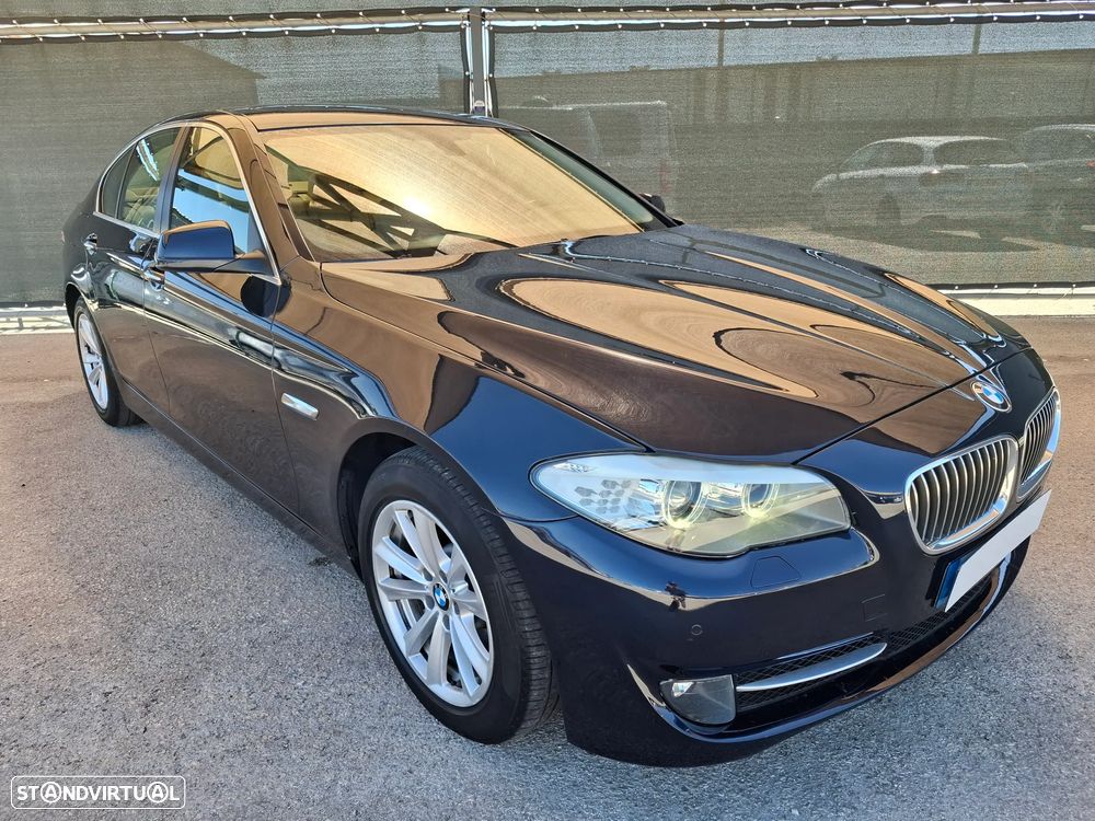 BMW 525 d Line Luxury Auto - 3
