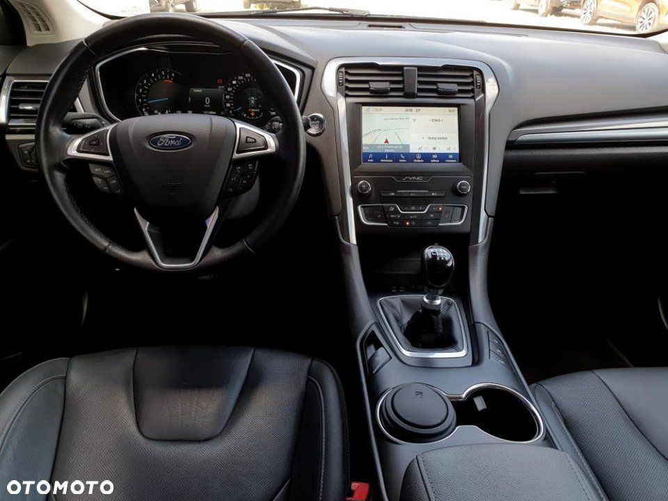 Ford Mondeo - 10