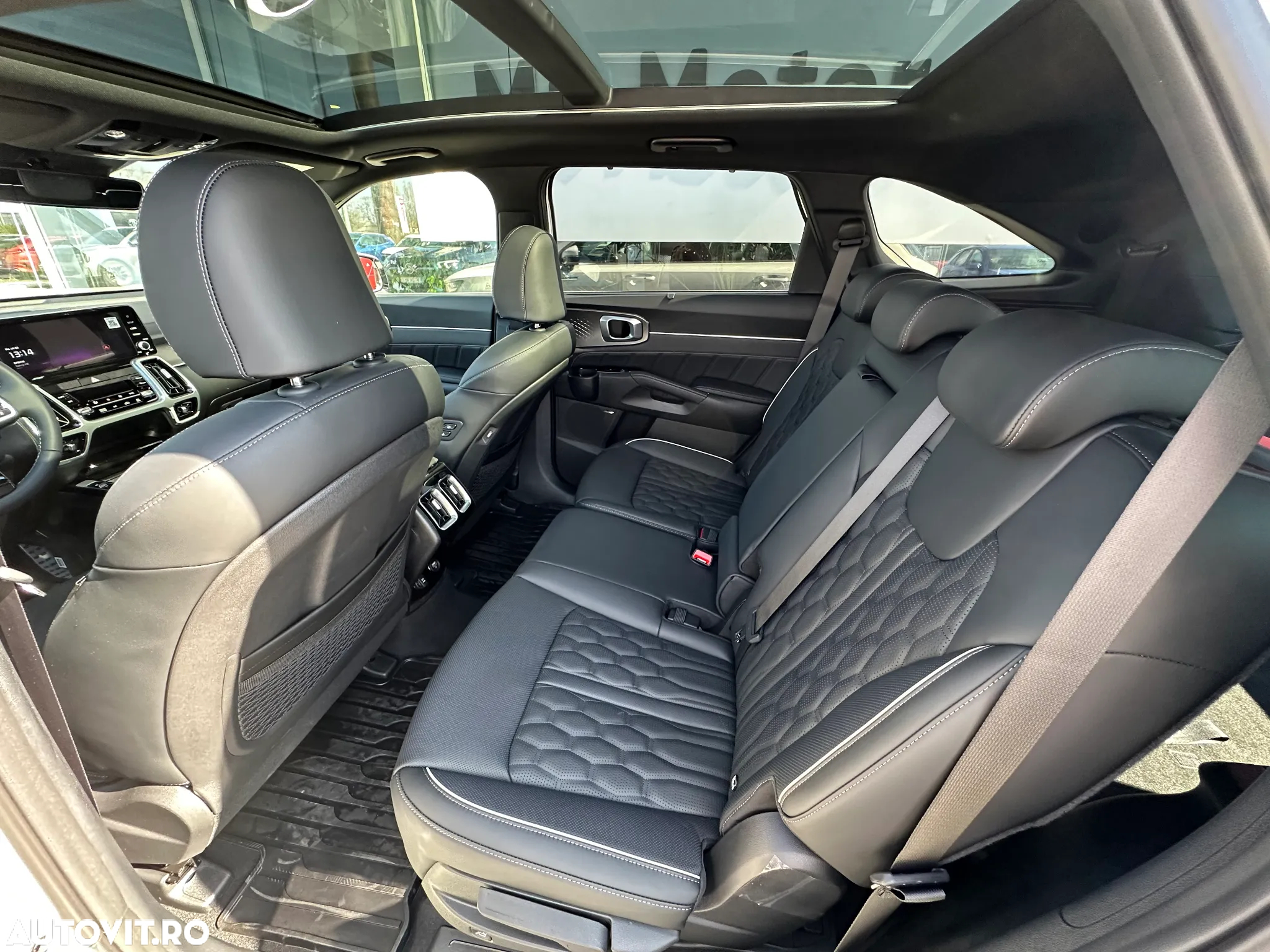 Kia Sorento 1.6 T-GDI PHEV 6AT 4x4 7P Premium+ - 13