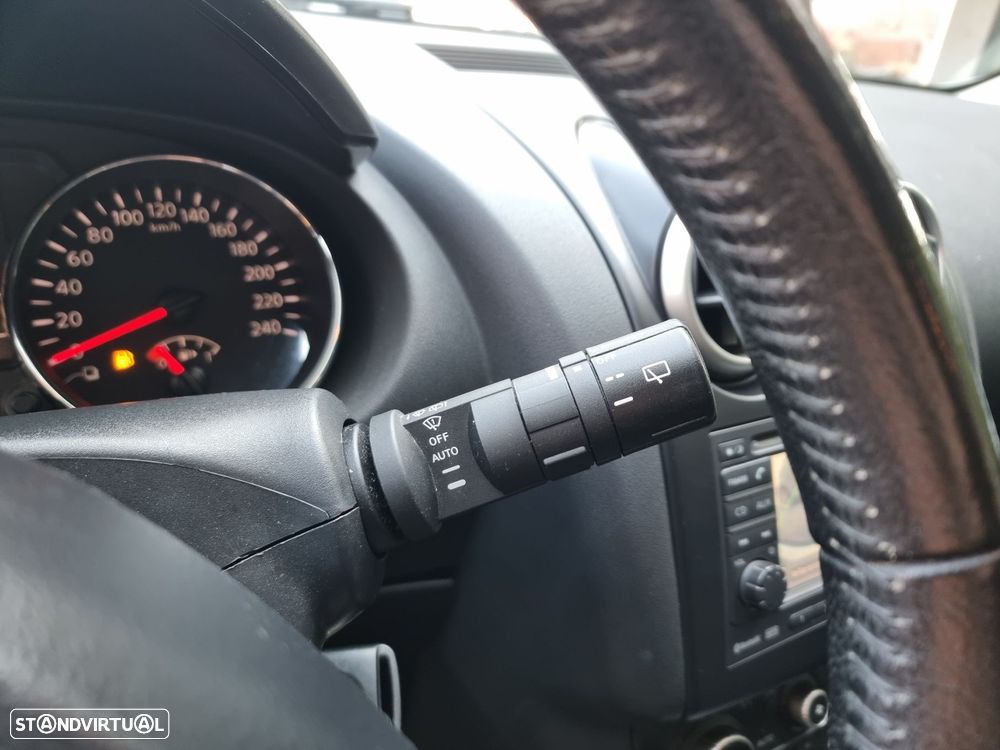Nissan Qashqai 1.6 dCi 360 S&S - 17