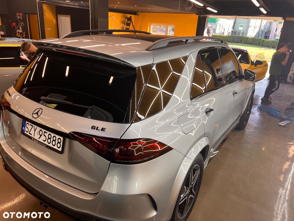 Mercedes-Benz GLE - 4