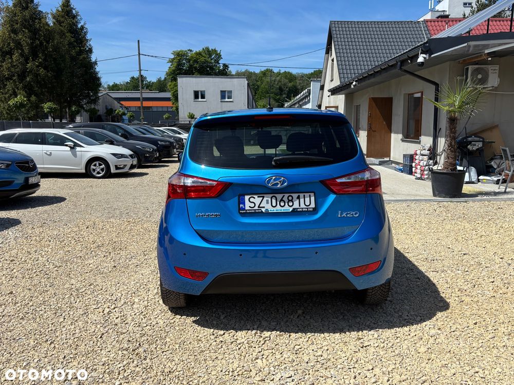 Hyundai ix20 1.4 blue - 7