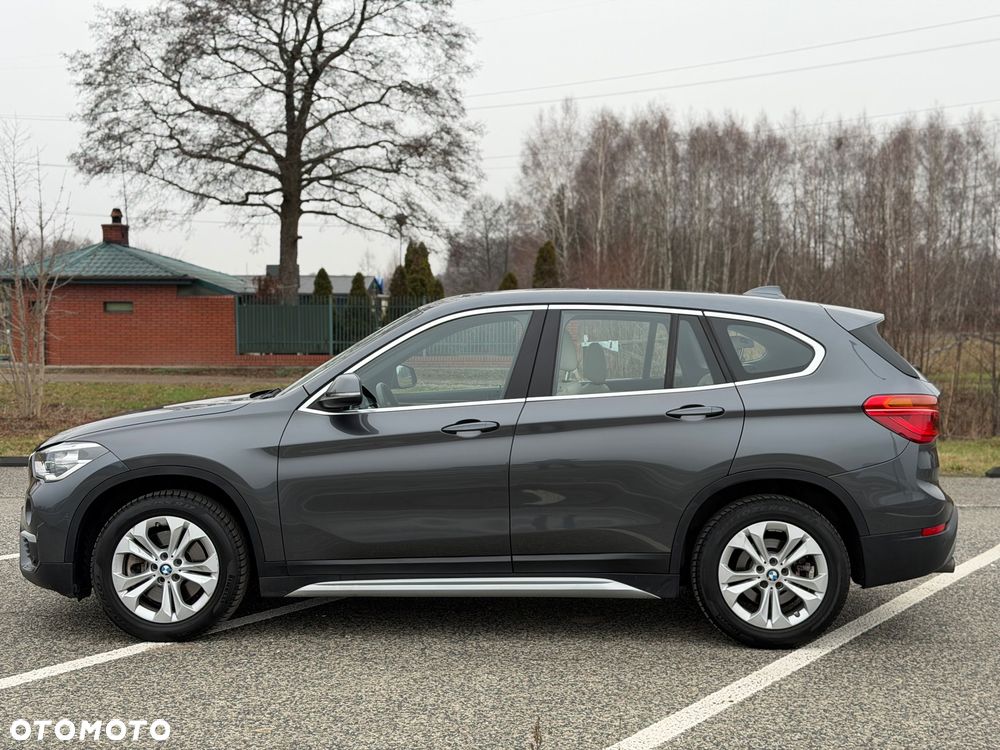 BMW X1 xDrive20i xLine sport - 14