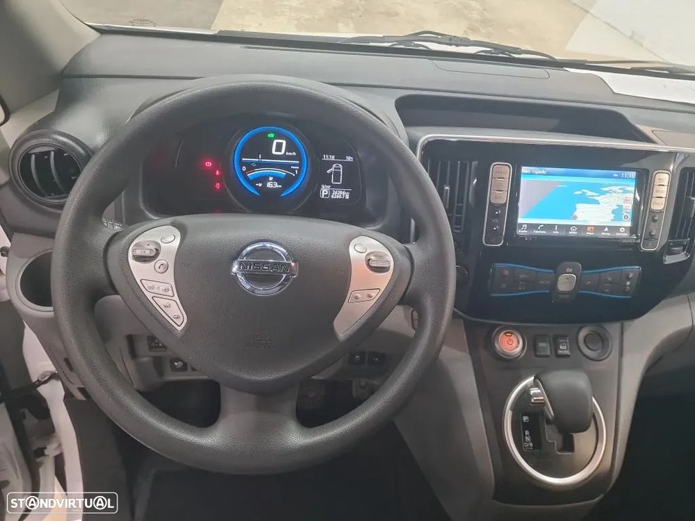 Nissan NV200 Evalia - 9