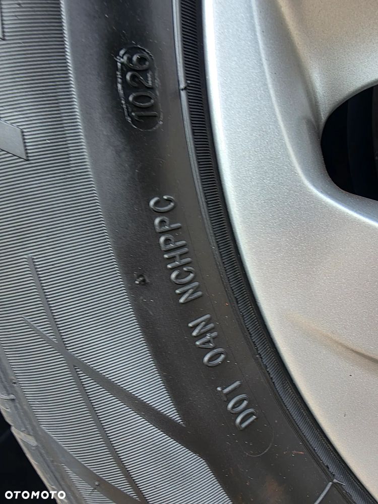 Hyundai Tucson - 25
