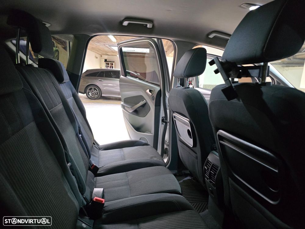 Ford C-Max 1.6 TDCi Titanium - 11