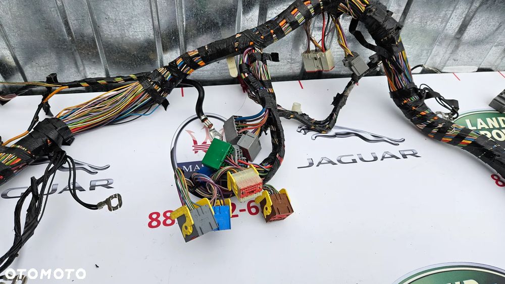 Jaguar XJ 351 Instalacja prawa komory bagażnika Wiązka tył prawy Przewody kompresora zawieszenia Modułów BSI DW93-14A005-BBC - 13