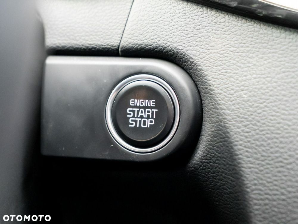 Kia Ceed 1.6 GDI PHEV L DCT - 17