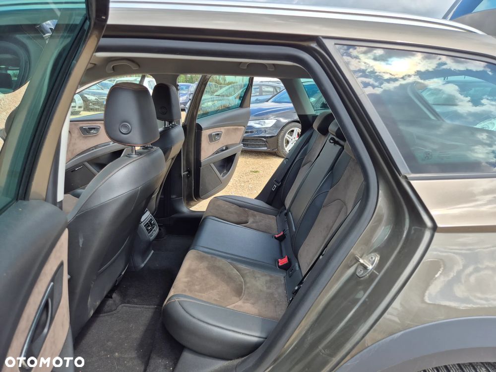 Seat Leon Sportstourer 2.0 TDI Start&Stop 4Drive X-Perience - 6