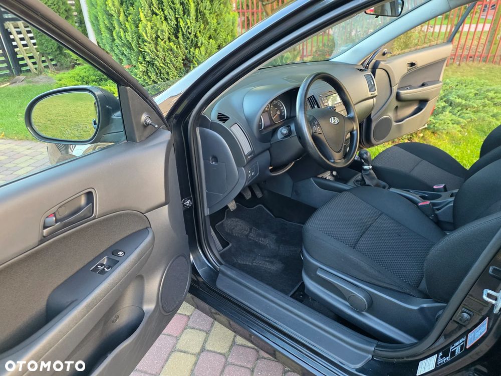 Hyundai i30 1.4 Base EU5 - 21