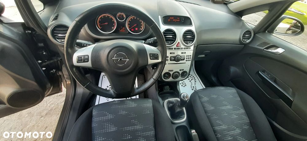 Opel Corsa - 36