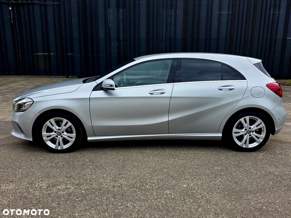 Mercedes-Benz Klasa A 200 (BlueEFFICIENCY) Urban - 23