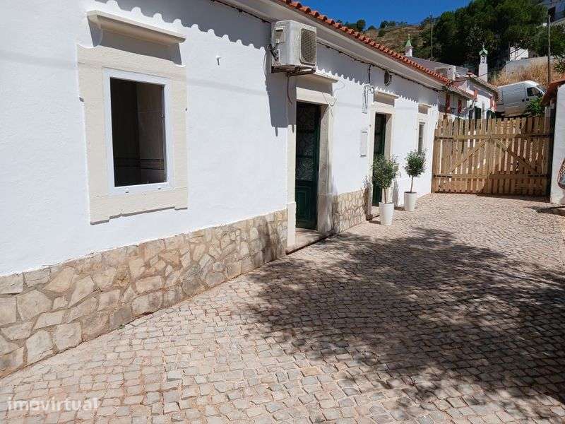 Pequena Moradia totalmente Renovada T1 - Alportel - Grande imagem: 4/12