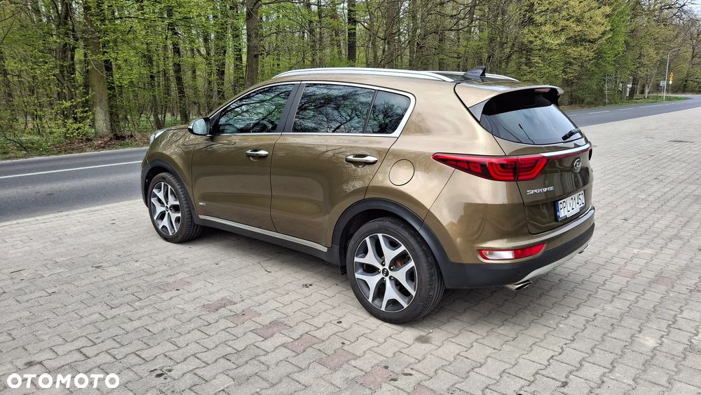 Kia Sportage 2.0 CRDI 4WD Attract - 11