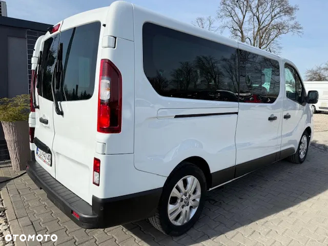 Nissan NV300 - 4