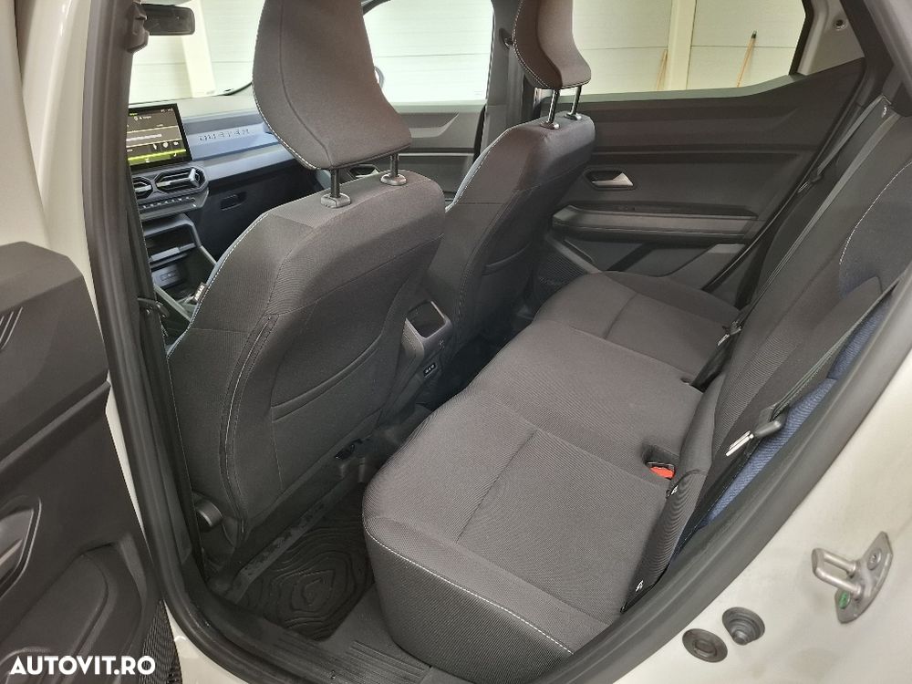 Dacia Duster HEV 140 Journey - 16