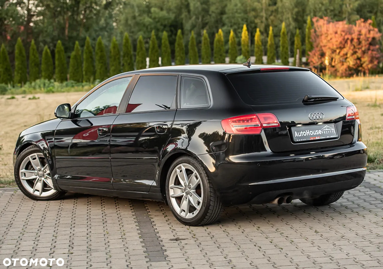 Audi A3 2.0 TFSI Sportback quattro S tronic Ambiente - 8